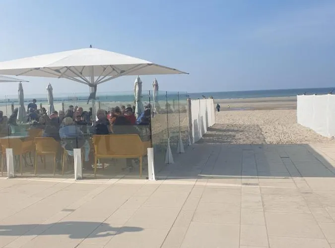 L' Escale Du Bord De Dunkirk